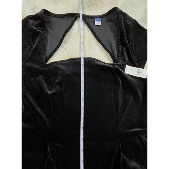 Fit & Flare Velvet Holiday Open Back Wide Leg Black Jumpsuit Old Navy Women's L - Picture 12 of 15
